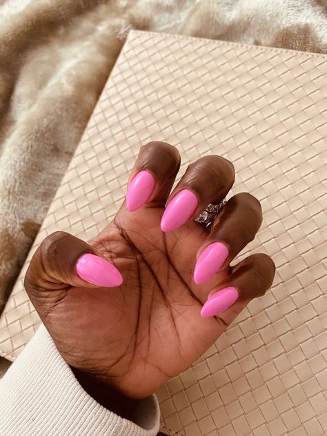 Nails Shades Of Pink, Oval Nails, Shades Of Pink, Nail Design, Pink Nails, Pretty Nails, Design Ideas, Nail Designs, Shades