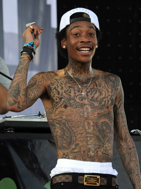 Wiz Khalifa+Tattoos Wiz Khalifa Tattoos, Whiz Khalifa, Taylor Gang, Coachella Music Festival, Coachella Music, Full Body Tattoo, Wiz Khalifa, Rick Ross, Amber Rose