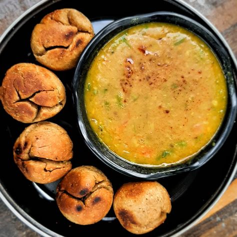 Daal Baati, Veg Recipes Of India, Rajasthani Food, Best Dad Quotes, Naan Recipe, Cake Recipes Easy Homemade, Tastemade Recipes, Ganesha Painting, Dad Quotes