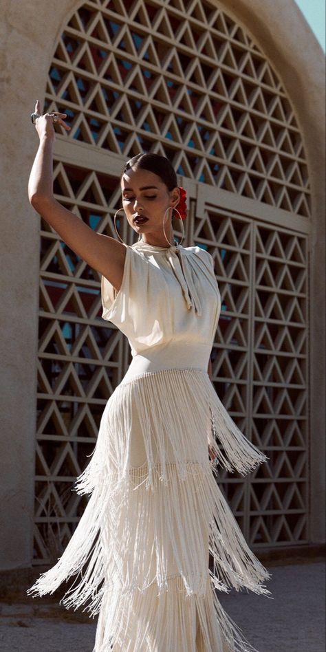 Chelsea Gilligan, Bohemian Diesel, Ethno Style, Flamenco Dress, Spanish Fashion, Latina Fashion, Havana, Pretty Dresses, Editorial Fashion