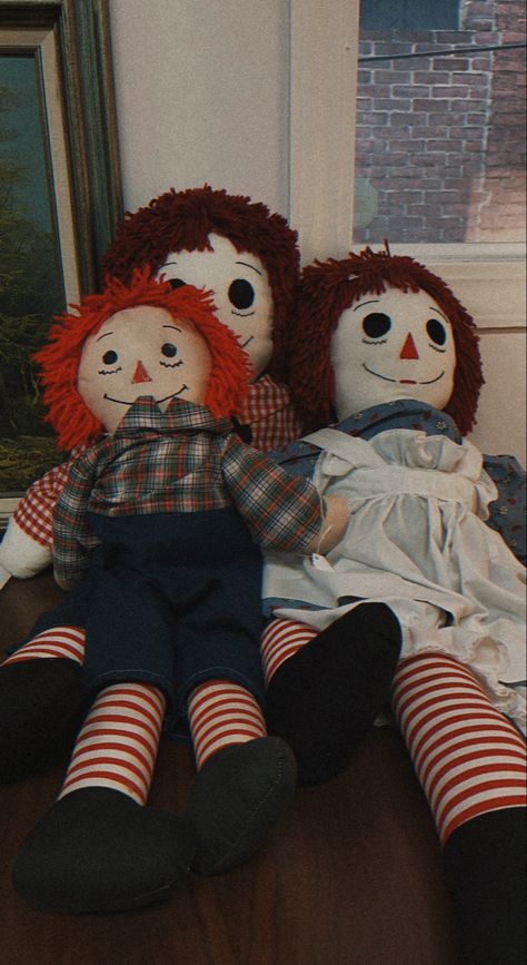 #aesthetic #aestheticedits #vintage #vintagedecor #annabelle #vintagedecor #shop #vintage Annabelle Doll Aesthetic, Annabelle Aesthetic, Annabelle Doll, Doll Aesthetic, Raggedy Ann And Andy, Raggedy Ann, The Conjuring, Horror Movies, Halloween Costumes