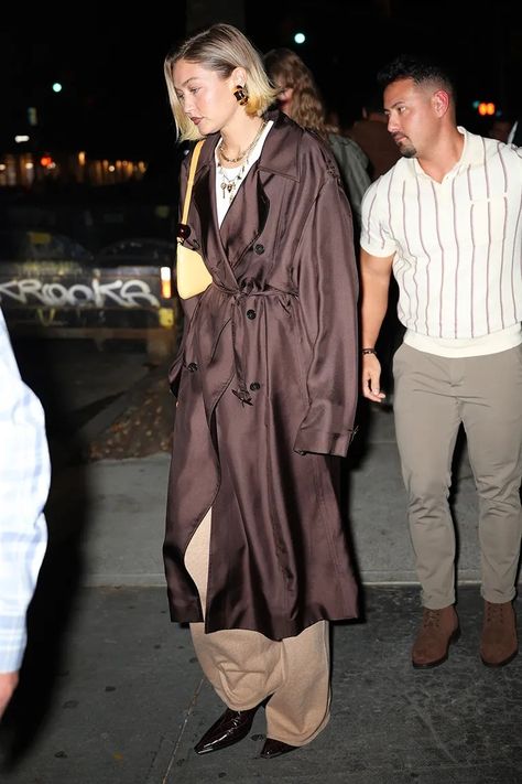 Gigi Hadid Just Wore Fall's Biggest Coat Color Trend | Who What Wear UK Gigi Hadid Street Style, Oversized Wool Coat, Gigi Hadid Style, Outerwear Trends, Coat Trends, Hadid Style, Colored Pants, Brown Coat, September 2024