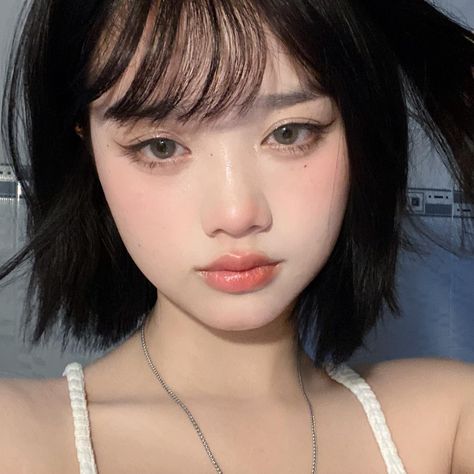 Animal Face Type, Asian Round Face, Types Of Makeup Styles, Cat Korean, Asian Goth, Ulzzang Makeup, Types Of Makeup, Glowing Makeup, Makeup Styles