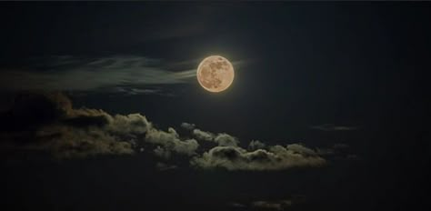 Moon Pc Wallpaper Hd, Moon Aesthetic Banner, Night Aesthetic Wallpaper Laptop, Moon Aesthetic Wallpaper Laptop, Moon Pc Wallpaper, Star Desktop Wallpaper, Background Facebook Cover, Facebook Cover Photos Vintage, Moon Banner