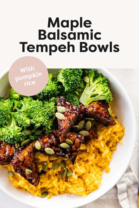 These maple balsamic tempeh bowls pair creamy pumpkin rice with maple balsamic tempeh and steamed broccoli for the perfect comforting fall meal. Vegan + gluten-free. Tempeh Bowl, How To Cook Tempeh, Vegetarian High Protein, Plant Recipes, Pumpkin Rice, Protein Ideas, Protein Vegetarian, Fall Meal, Maple Balsamic