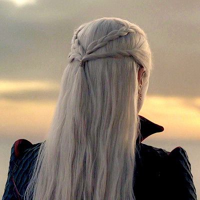 Rhanyera Targaryen, Rhaenyra Targaryen Hair, Targaryen Hair, Annie Rose, Medieval Hairstyles, Viking Hair, Rhaenyra Targaryen, Targaryen Aesthetic, Fantasy Hair