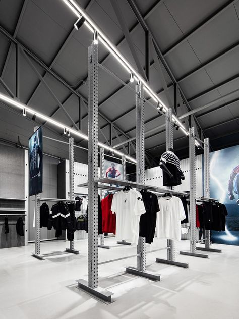 Smart Factory, Truss Structure, Target Store, Flexible Display, Architecture Magazines, Retail Design Blog, Hanger Rack, Store Design Interior, Retail Store Design