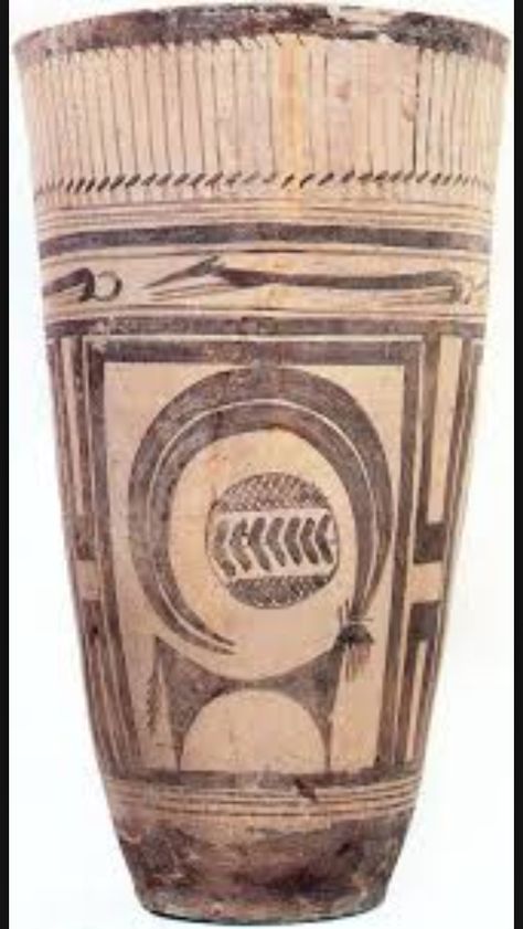 Beaker with ibex, long-necked birds and dogs. It was made 5000 - 4000 BCE, in Susa, southwest Iran. Ap Art History 250, Ancient Persia, Old Pottery, Ancient Pottery, Ancient Persian, Prehistoric Art, Art Premier, Native American Pottery, Iranian Art