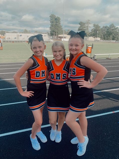 Fanning Sisters, School Cheerleading, Twin Sisters, Cheerleading, Middle School, Sports Jersey