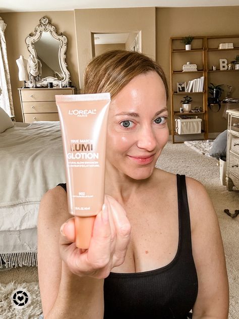 L’oréal Lumi Glotion, Lumi Glotion Before After, Loreal Lumi Glotion, Summer Skin, Summer Glow, Mineral Sunscreen, Loreal Paris, Anti Aging, Health And Beauty