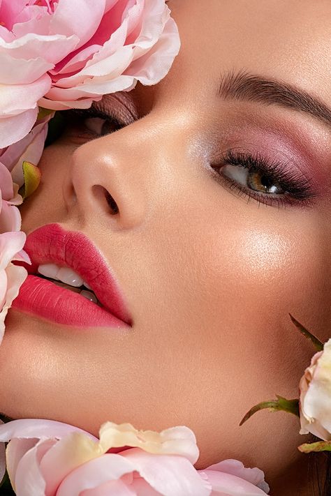 Made from sustainable & ethical natural ingredients. Our makeup is specially formulated to look and feel great, making you beautiful inside and out. Lashes Application, Kokie Cosmetics, Saree Shoot, Soft Gradient, Eyeshadow Colors, Flower Photoshoot, Vegan Ingredients, Luxury Cosmetics, Makeup Tattoos