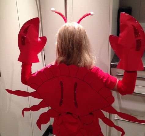 Crab costume                                                       … Shell Costume Diy, Diy Crab Costume, Diy Crab, Nutrition Month Costume, Shell Costume, Crab Outfit, Under The Sea Costumes, Crab Costume, Spongebob Costume