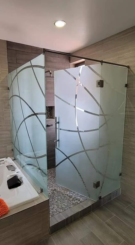 Bathroom Partition Glass Design, Modern Shower Doors, Shower Cabins, Creative Bathroom Ideas, Washbasin Design, Bathroom Partitions, Door Glass Design, Shower Cabin, Bathroom Redesign