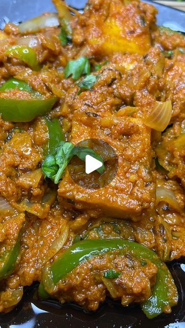 Dry Paneer Recipes Indian, Paneer Capsicum Recipes, Indian Fruit Salad Recipe, Chilli Paneer Recipe, Indian Diet Recipes, Paneer Curry Recipes, Paneer Masala Recipe, Capsicum Recipes, Chilli Paneer