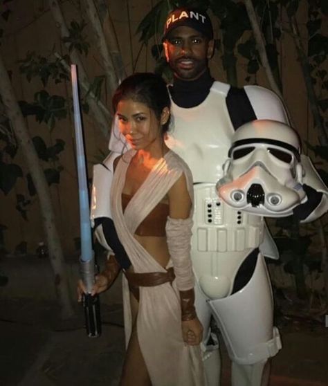 Jhené Aiko & Big Sean Big Sean And Jhene, Jhené Aiko, Swag Couples, Best Costume, Hot Halloween Outfits, Couples Halloween Outfits, Cute Couple Halloween Costumes, Hallowen Costume, Hip Hop Videos