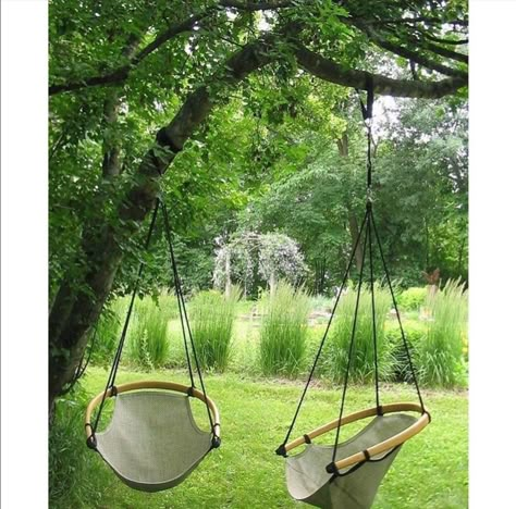 Diy Backyard Hammock, Pergola Hanging Chair, Interior Hanging Chair, Hanging Outdoor Chair, Hanging Chairs Outside, Hanging Hammock Chair Outdoor, Hanging Chair Diy, Hammock Chair Outdoor, Hang Chair