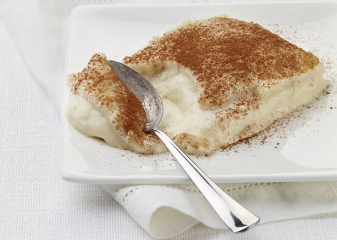 It takes patience and some stovetop skill to make this traditional Turkish dessert, but the results will bring rave reviews. Turkish Rice, Puding Roti, Turkish Sweets, Topkapi Palace, Turkish Desserts, Custard Desserts, Eastern Cuisine, Rice Pudding, Kebabs