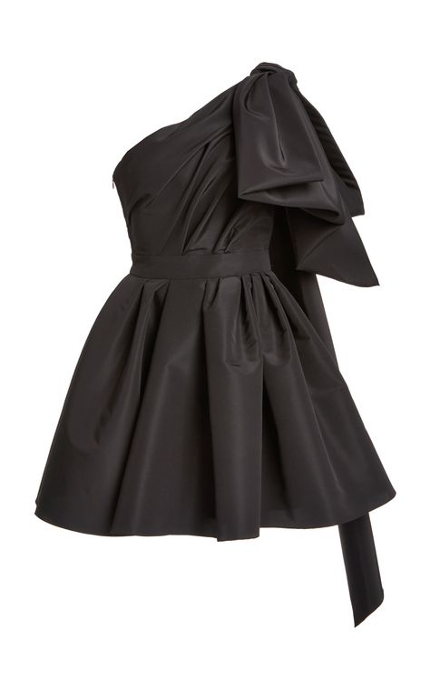 Cold-Shoulder Silk Mini Dress by CAROLINA HERRERA for Preorder on Moda Operandi Carolina Herrera Black Dress, Carolina Herrera Dresses, Short Homecoming Dresses, 파티 드레스, Looks Party, Silk Mini Dress, Dresses Cocktail, Mode Inspo, Looks Chic