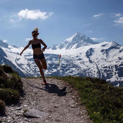 Chat Makeup, Mountain Running, Ultra Running, Cardio Fitness, Running Inspiration, Chit Chat, Sporty Girls, Running Tips, Running Workout