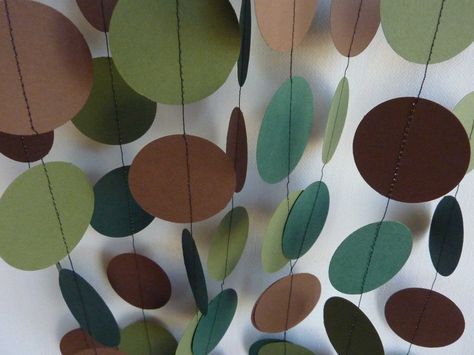 Army Party Decorations, Birthday Party Garland, Earth Day Celebration, Hunting Birthday Party, Camo Birthday Party, Camouflage Party, Army Birthday Parties, Baby Shower Camo, Army Birthday