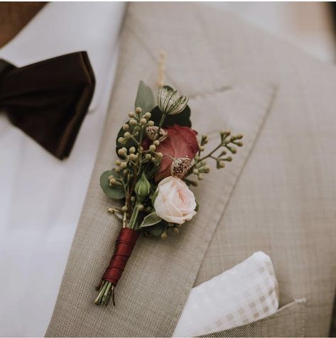 Terra Cotta Boutonniere, Earth Tone Boutonniere, Minimalist Boutonniere, Dusty Rose Boutonniere, Vintage Boutonniere, Groom Corsage, Wedding Schemes, Boutineer Wedding, Wearable Flowers