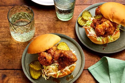 Nashville Hot Fried Cauliflower Sandwiches Nashville Hot Cauliflower, Cauliflower Sandwich, Ckd Recipes, Breakfast Party Foods, Southern Living Recipes, Easy Dinner Casseroles, Fancy Dinner Recipes, Nashville Hot, Breakfast Party