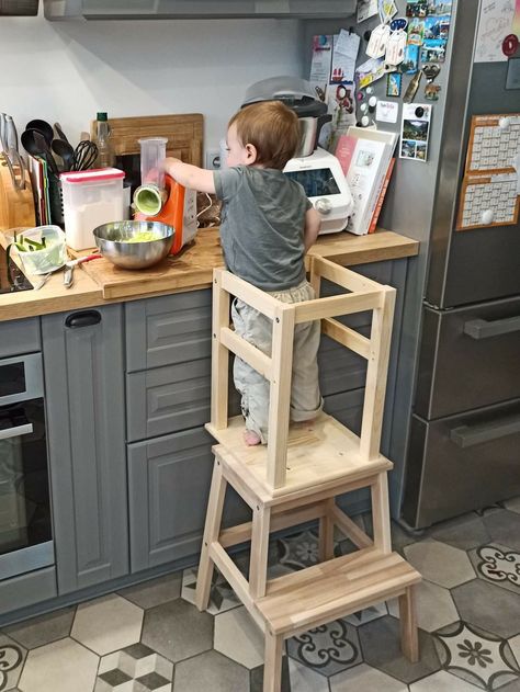 Foldable Learning Tower, Montessori Play Room, Kitchen Helper Tower, Toddler Climbing Toys, Diy Montessori Toys, Helper Tower, Diy Stool, Toddler Climbing, Kitchen Step Stool