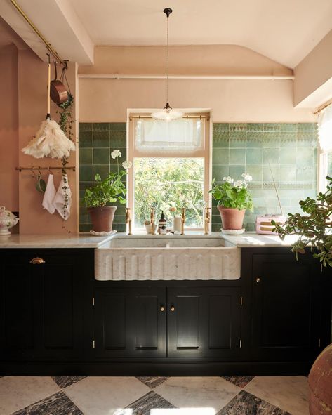 Our Creative Director's Victorian Villa | deVOL Kitchens Best Farmhouse Sinks, Classic English Kitchen, Cheap Flooring, Devol Kitchens, Custom Kitchens Design, English Kitchens, Marble Sinks, Bentwood Chairs, Classic Kitchens