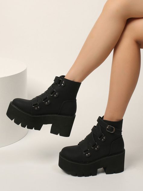 Negro punk Collar   Liso Botas de combate Embellished Plus Size Boots, Heeled Combat Boots, Black Chunky Heels, Black Punks, Boots Chunky, Womens Combat Boots, Boots Women Fashion, Trainer Boots, Womens Boots Ankle