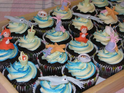 Ponyo Cupcakes 2 by yen4cakes, via Flickr Ghibli Cupcakes, Cupcakes For School, Romantic Date Night Ideas, Themed Cupcakes, Nerd Stuff, Yummy Yummy, Romantic Dates, 7th Birthday, Let Them Eat Cake