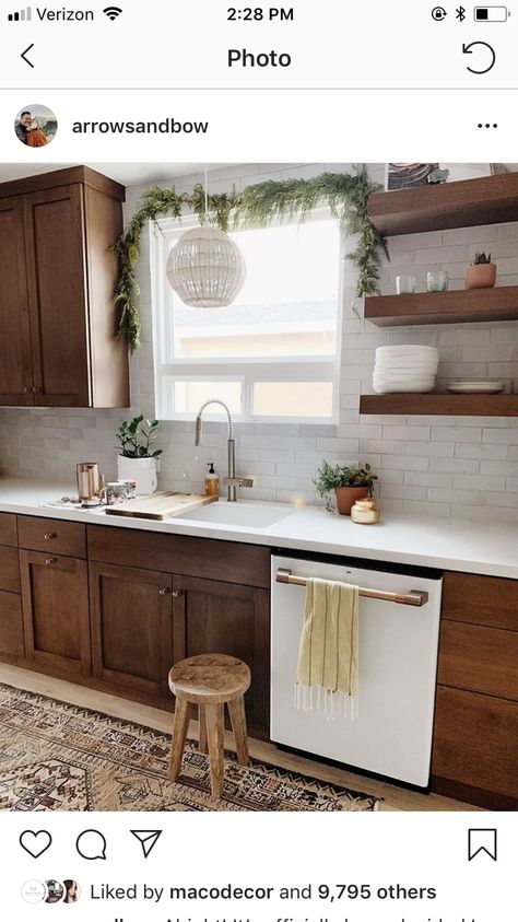 Kitchen Design Color, Diy Kitchen Cabinets, Kitchen Redo, Boho Interior, Updated Kitchen, Kitchen Remodel Idea, Wood Kitchen, Kitchen Colors, Wood Cabinets