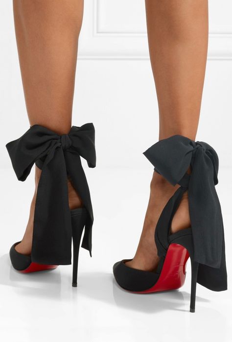 Christian Louboutin Shoes Pumps, Heels With Bows, Aesthetic Heels, Shoe Goals, Christmas Dance, Christian Louboutin Heels, Louboutin Heels, Hype Shoes, Aesthetic Shoes