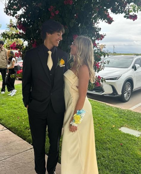 Angel girl @paigeschrader28 in our Maiah Yellow Maxi Dress 💛⁠ Yellow Homecoming Dresses Couple, Yellow Prom Outfits For Couples, Yellow Hoco Dress Couple, Black And Yellow Prom Couple, Cute Couple Pics For Hoco, Yellow Homecoming Couple, Semi Formal Pictures Couples, Cute Couple Pics Prom, Yellow Hoco Couple