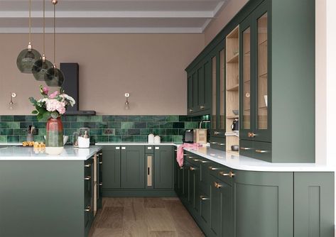 Bespoke Kitchen Boutique Ltd on Instagram: “Choose colours on the opposite side of the spectrum for units / walls. Here’s a deep green BKB kitchen and dusty pink wall! Gorgeous!…” Shaker Kitchen Doors, Painted Forest, Dark Green Kitchen, Kitchen Colours, Bespoke Kitchen Design, Copper Handles, Shaker Style Doors, Shaker Kitchen, Pink Kitchen