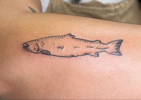 I like salmon Tiny Trout Tattoo, Small Salmon Tattoo, Chinook Salmon Tattoo, Salmon Tattoo Simple, Salmon Tattoo, Trout Tattoo, Kokanee Salmon, Sticker Sleeve, Tasteful Tattoos