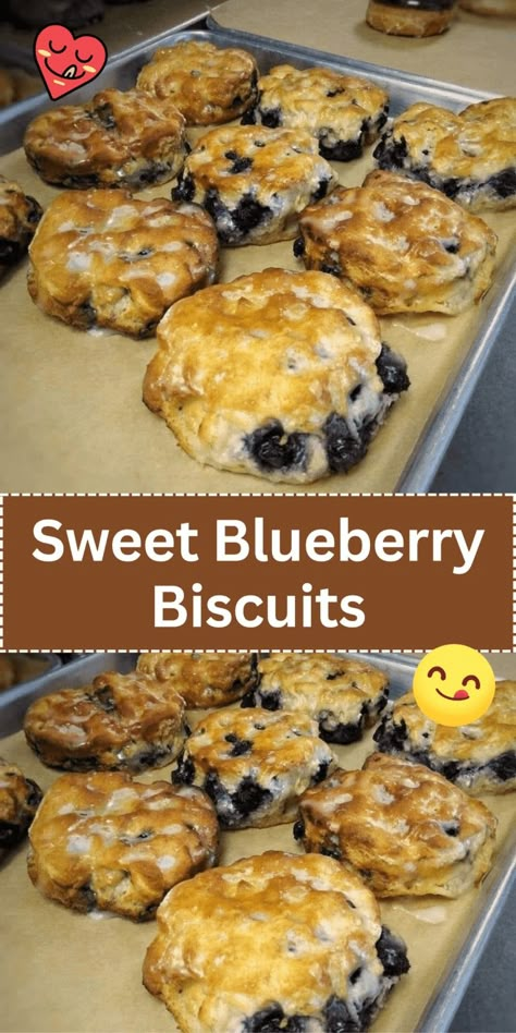 Blueberry Biscuits With Lemon Glaze, Fresh Blueberry Recipes, Blueberry Biscuits, Blueberry Desserts Recipes, Blueberry Desserts, Breakfast Sweets, Biscuit Recipes, Homemade Biscuits, Blueberry Recipes