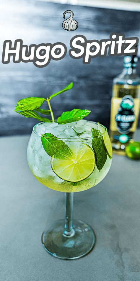 If you're looking for a light and refreshing Italian cocktail, look no further than this Hugo Spritz Recipe! This crisp & classic drink is a refreshing combination of prosecco, elderflower liqueur, lime and soda water - that can be enjoyed any time of the year! Via @umamiology Hugo Spritz Recipe, Fun Beverages, Hugo Spritz, Elderflower Cocktail, Cocktail Look, Frozen Drink Recipes, Smoothies Healthy, Frozen Cocktail Recipes, Spritz Recipe