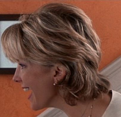 Natasha Richardson side view Natasha Richardson Hair Parent Trap, Natasha Richardson Short Hair, Parent Trap Mom Hair, Mom From Parent Trap Hair, Parent Trap Hair, Natasha Richardson Parent Trap, Wolfcut Side Profile, Natasha Richardson Hair, Short Blonde Mullet