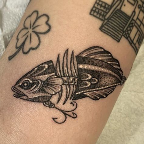 Fishing Lure Tattoo Women, Feminine Fishing Tattoo, Fishing Lures Tattoo, Fishing Tattoos For Women, Lure Tattoo, Fishing Lure Tattoo, Fisherman Tattoo, Thistle Tattoo, Mother Daughter Tattoo