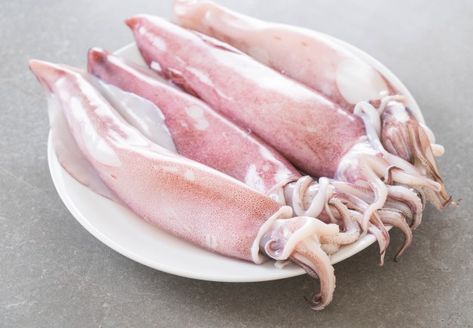 Fresh Seafood Photography, Seafood Photography, Seafood Store, Squid Fish, Squid Recipes, Sea Foods, Grilled Octopus, Online Grocery Store, Golden Fish