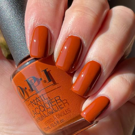 Krissy 💅🏼 on Instagram: “Nothing screams Fall more than these creamy burnt orange shades🍁🍂🍁🍂🍂 @opi #opimyitalianisalittlerusty #opimuseofmilancollection #opi…” Orange Toe Nails, Burnt Orange Nails, Fall Toe Nails, Orange Nail Art, Nail Paint Shades, Nails Orange, Nails Elegant, Orange Nail Designs, Orange Nail Polish