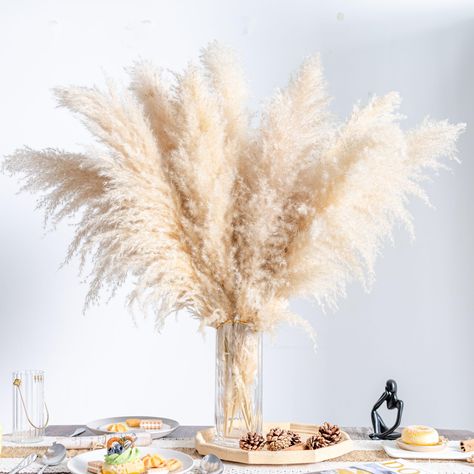 PRICES MAY VARY. ✔️Our from farm have carefully selected for you natural 32inch - 10pcs tall pampas grass,The timeless and classic look of pampas grass will never go out of style,you can get creative with the many ways you can incorporate pampas grass into your home, from wall hangings to table centerpieces,Bring a touch of natural beauty into your home. ✔️Fits any vase,Pampas grass makes it easy to mix and match with other decorative elements,the feathery and delicate nature of pampas grass cre Wedding Decor Rustic, Table Decor Wedding, Pampas Grass Decor, Centerpiece Table, Home Decor Boho, Dried Floral, Rustic Wedding Decor, Pampas Grass, Decor Wedding