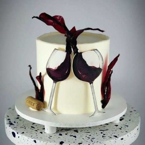 Wine Cake, Mini Torte, S Cake, New Year's Cake, Elegant Birthday Cakes, Simple Cake Designs, Creative Cake Decorating, Cake Decorating Frosting, Beautiful Birthday Cakes