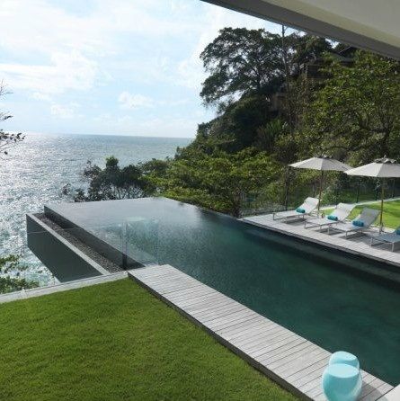 9a cantilever infinity pool Villa Phuket, Moderne Pools, Dream Pools, Beautiful Pools, Swimming Pool Designs, Garden Pool, Outdoor Swimming, Cool Pools, Infinity Pool