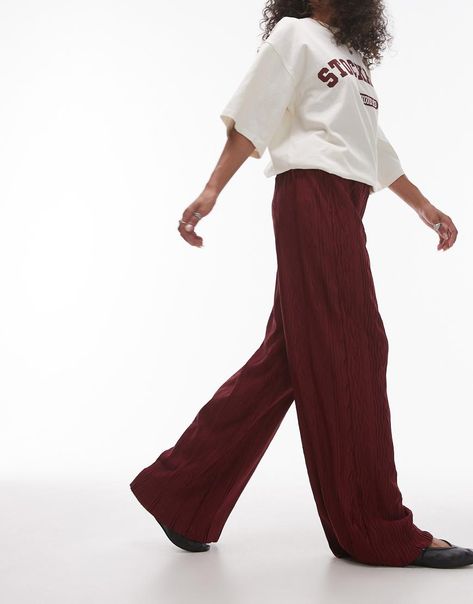 Trousers & Leggings by Topshop This is Topshop High rise Elasticated waistband Wide leg Fashion Basics, Oversize Knit, Pantalon Large, Knit Sweatshirt, Maxi Dress Trend, Petite Maternity, Dress Trousers, Adidas Samba, Skirted Swimwear