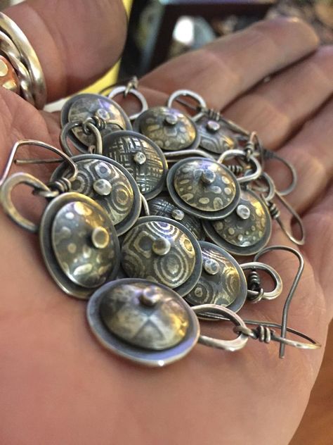 Texture Tutorial, Silversmithing Jewelry, Rolling Mill, Hammered Jewelry, Earthy Jewelry, Metal Clay Jewelry, Metal Smithing, Precious Metal Clay, Assemblage Jewelry