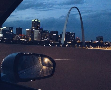 Stl Aesthetic, St Louis Aesthetic, Nightfall Aesthetic, Stl Arch, Louis Aesthetic, Life In Usa, Saint Louis University, College Vision Board, Lets Get Weird