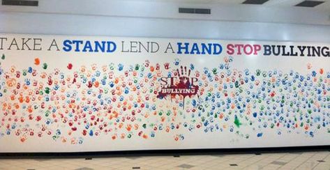 Hallway Bulletin Boards, Interactive Bulletin Board, Bored Teachers, Middle School Counseling, Counseling Activities, Classroom Bulletin Boards, School Bulletin Boards, Spread Kindness, School Counseling