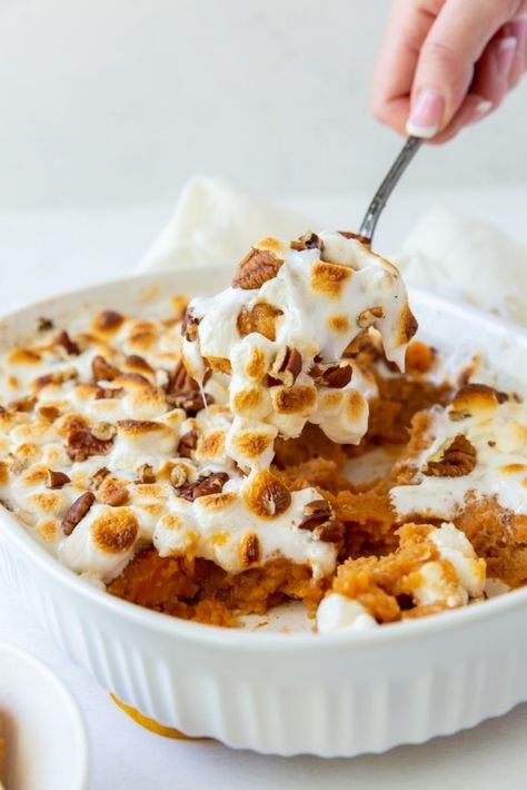 Sweet Potato Casserole With Canned, Canned Sweet Potato Casserole, Canned Sweet Potato Recipes, Thanksgiving Sweet Potato Recipes, Easy Sweet Potato Casserole, Canned Yams, Sweet Potato Thanksgiving, Sweet Potato Casserole Easy, Easy Sweet Potato