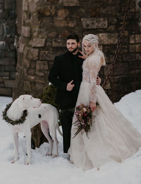 A Marriage of Ice and Fire: The Game of Thrones-Inspired Wedding You've Got to See to Believe - Green Wedding Shoes Game Of Thrones Wedding, Got Wedding, Nordic Wedding, Viking Wedding, Medieval Wedding, Wedding Dress Outfit, Dark Wedding, Weddings By Color, Fantasy Wedding